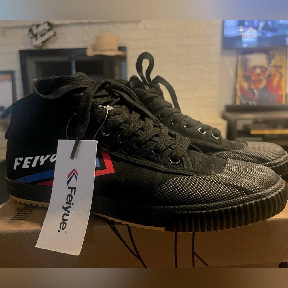 Feiyue FE MID 1920